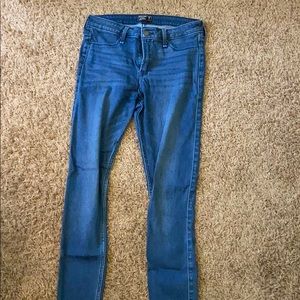 Dark wash jeggings